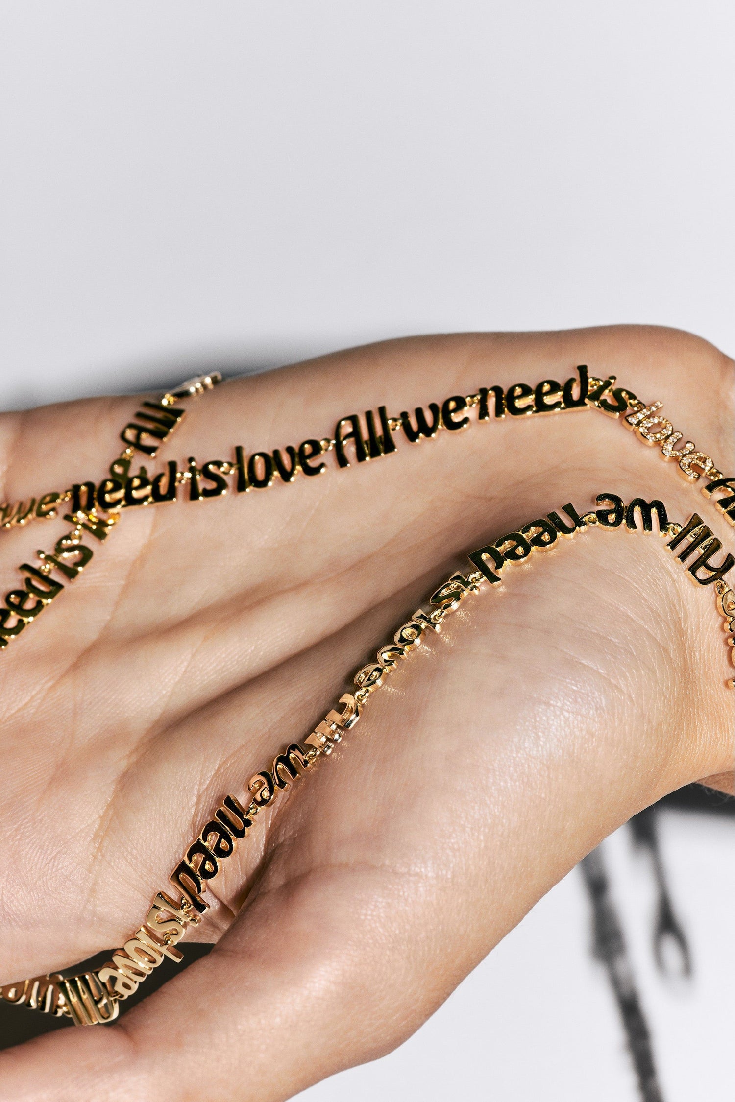 Marie Lichtenberg Staging Chain All we need chain 60cm