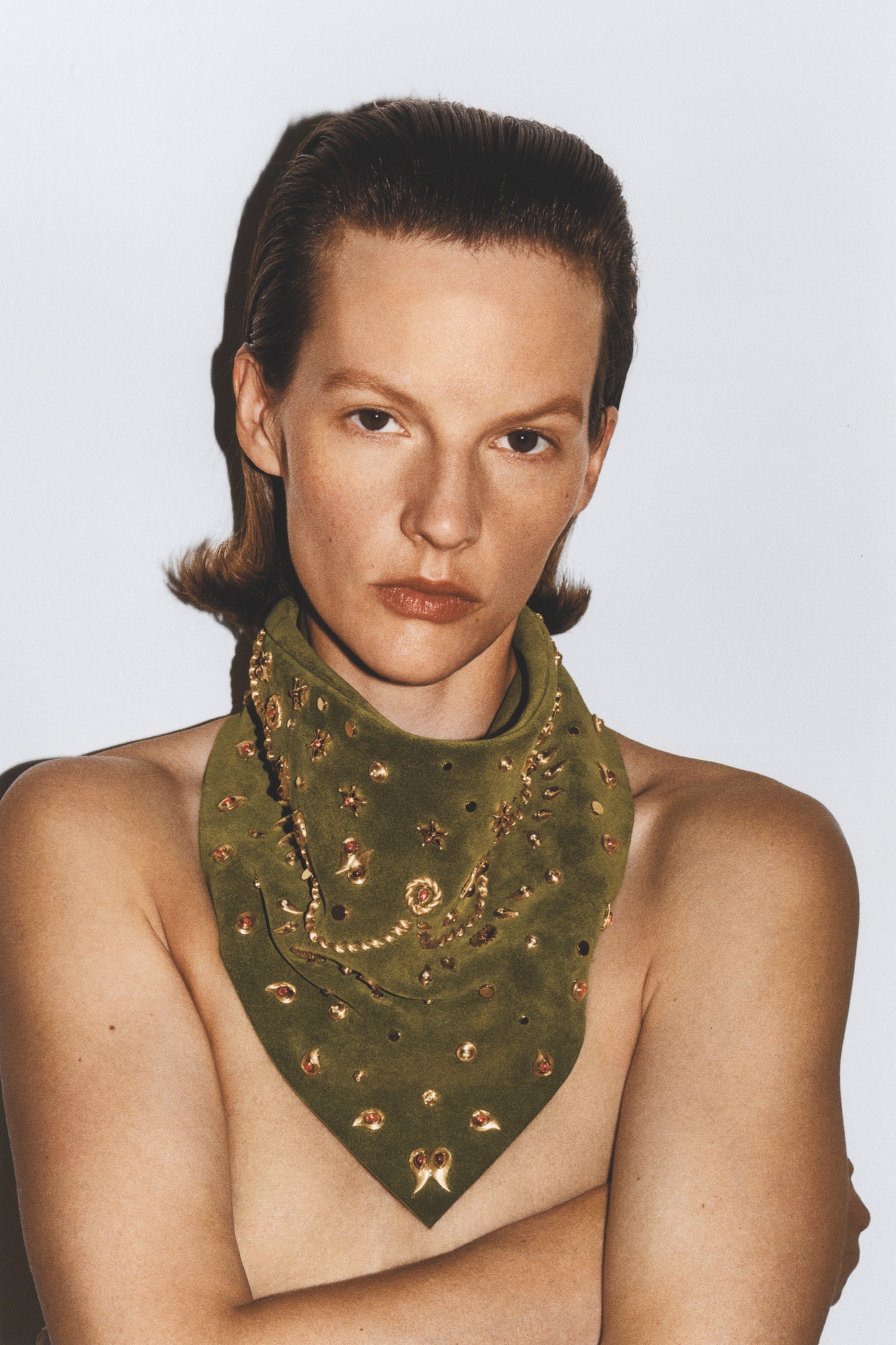 Marie Lichtenberg Staging Pendant Bandana