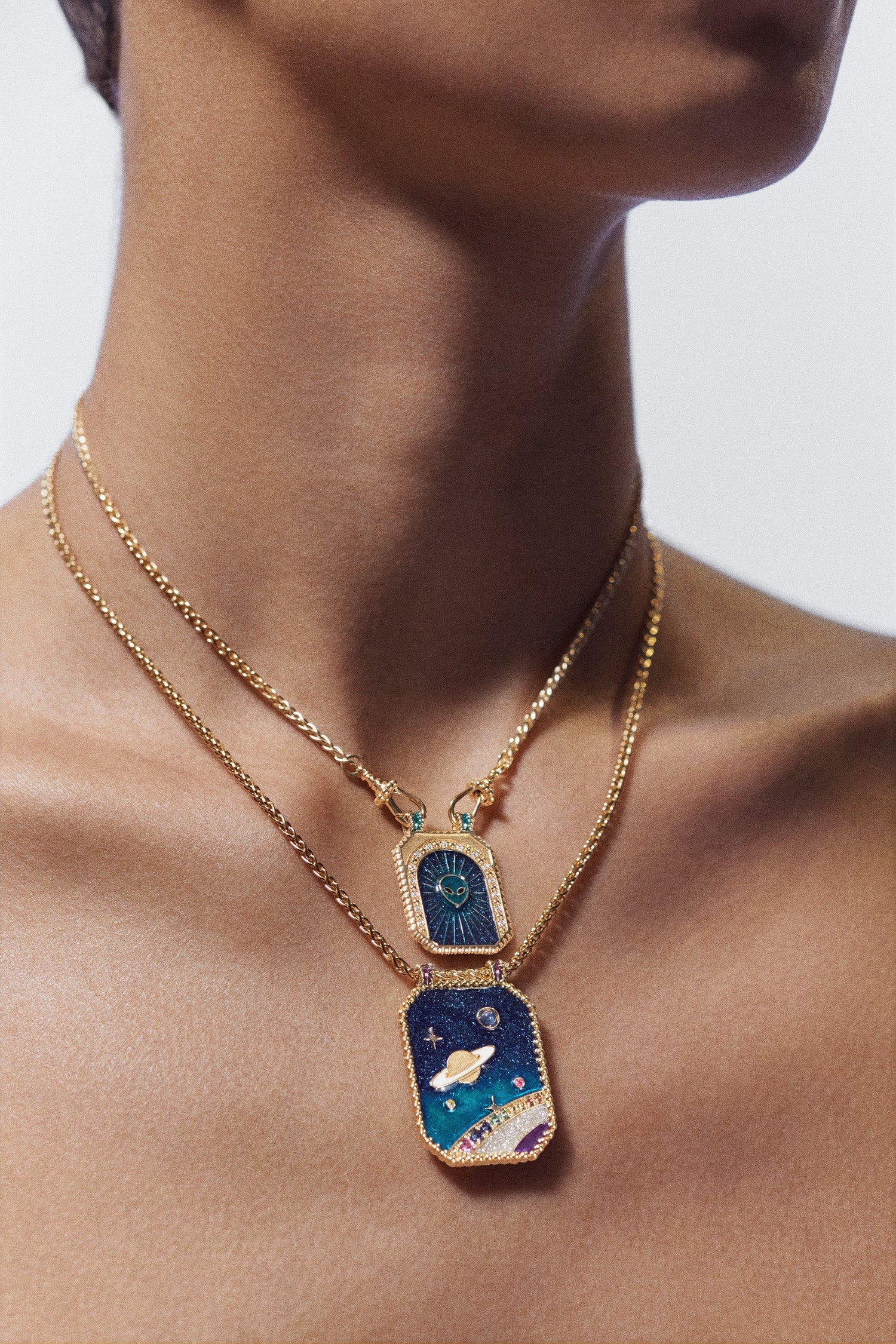 Marie Lichtenberg Staging Scapulaires Believe double scapular