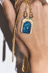 Marie Lichtenberg Staging Scapulaires Believe double scapular