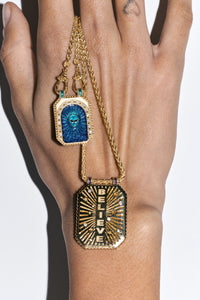 Marie Lichtenberg Staging Scapulaires Believe double scapular