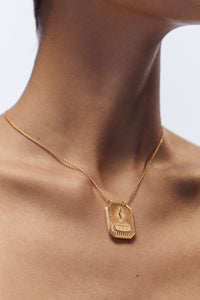 Marie Lichtenberg Staging Scapulaires Birthday Scapular