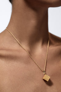 Marie Lichtenberg Staging Charm Dado charm 11mm