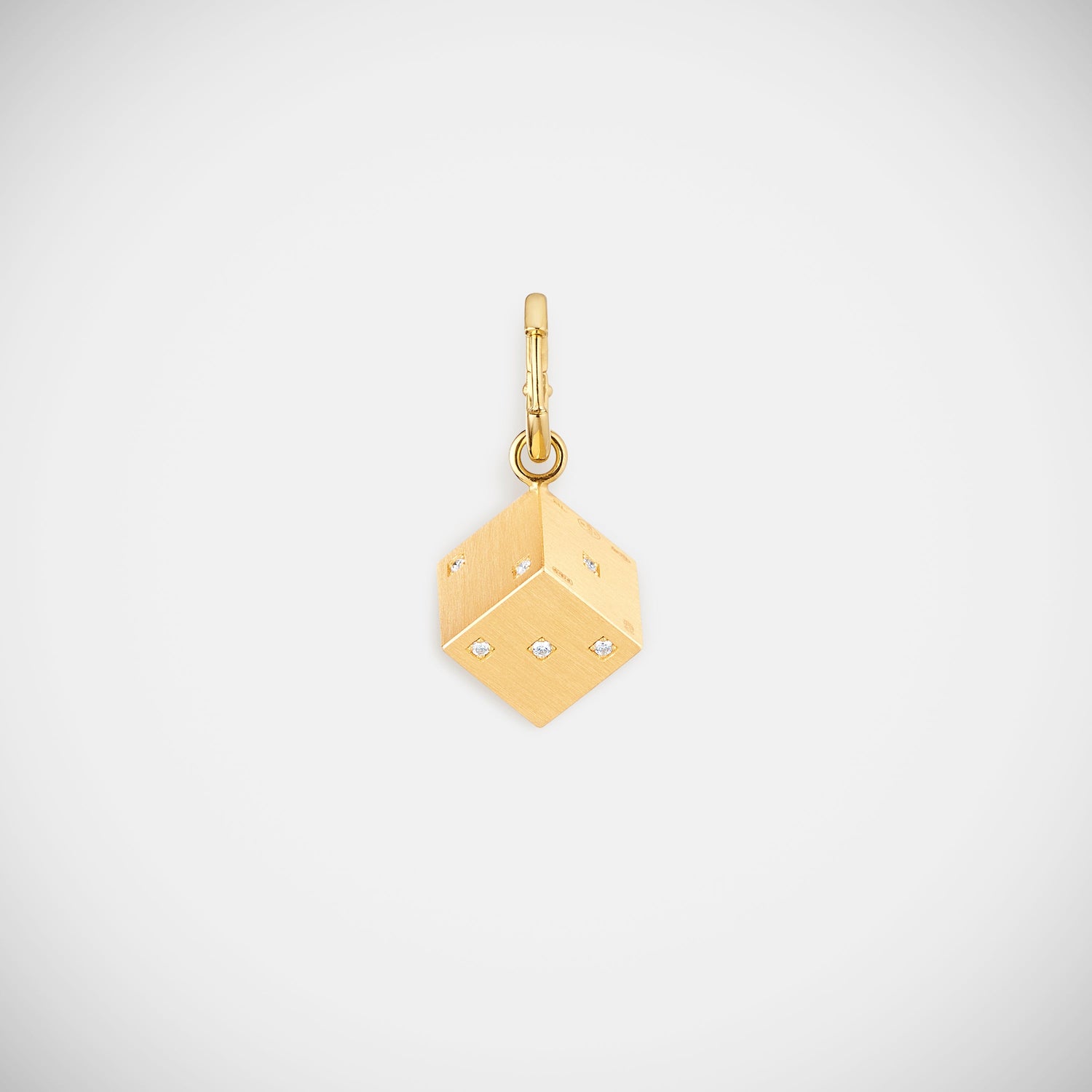 Marie Lichtenberg Staging Charm Dado charm 11mm