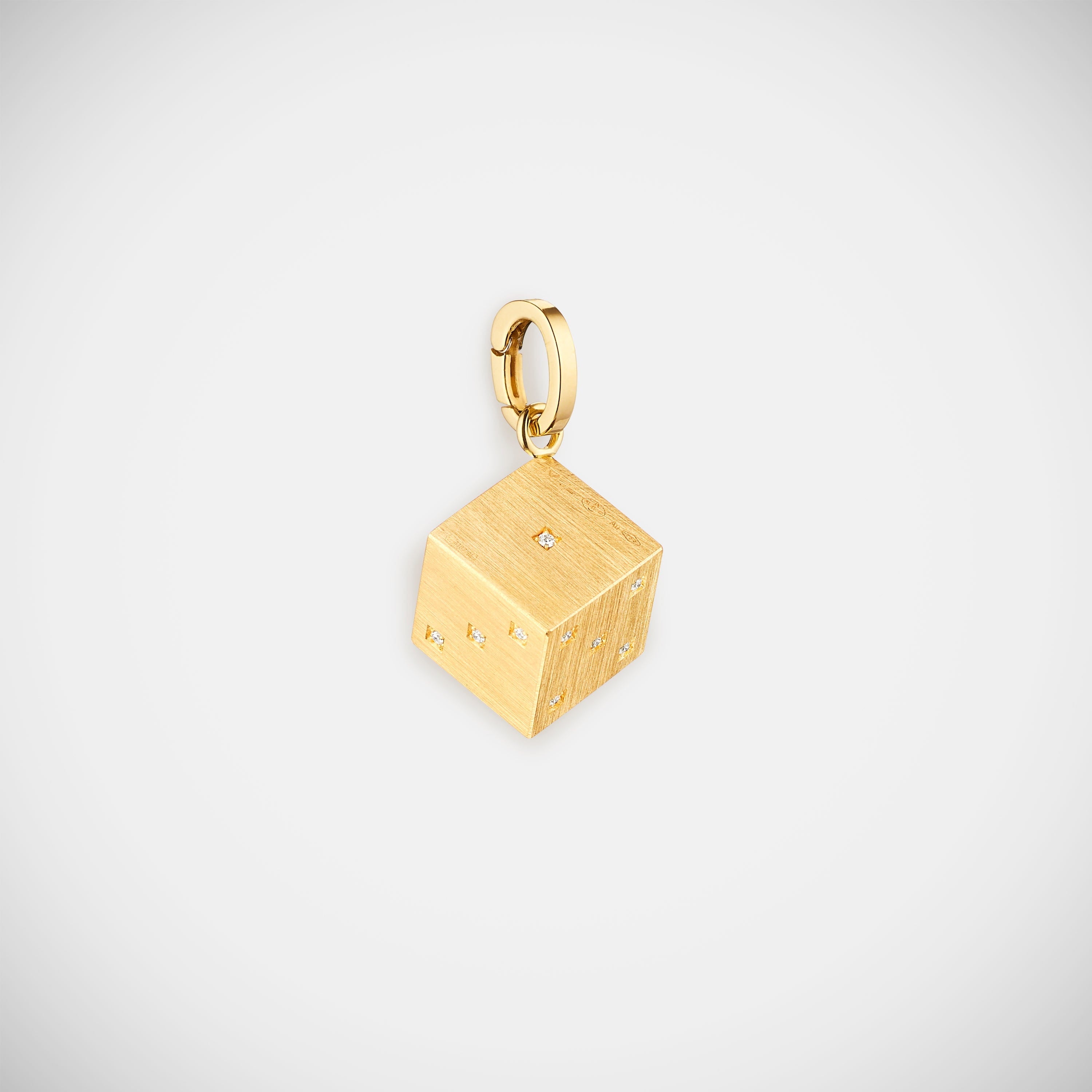 Marie Lichtenberg Staging Charm Dado charm 13mm