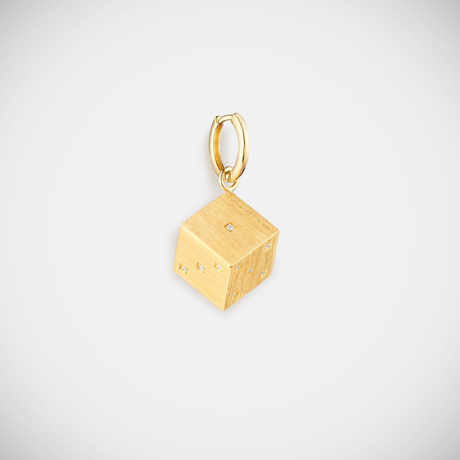 Marie Lichtenberg Staging Charm Dado charm 13mm