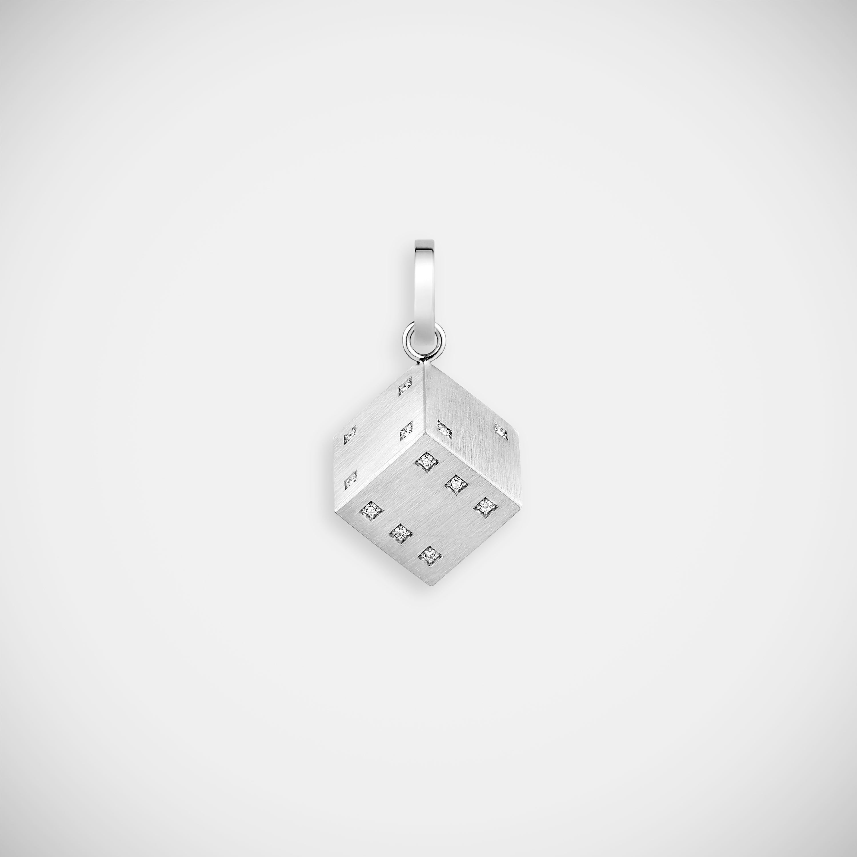 Marie Lichtenberg Staging Charm Dado White Gold charm 13mm
