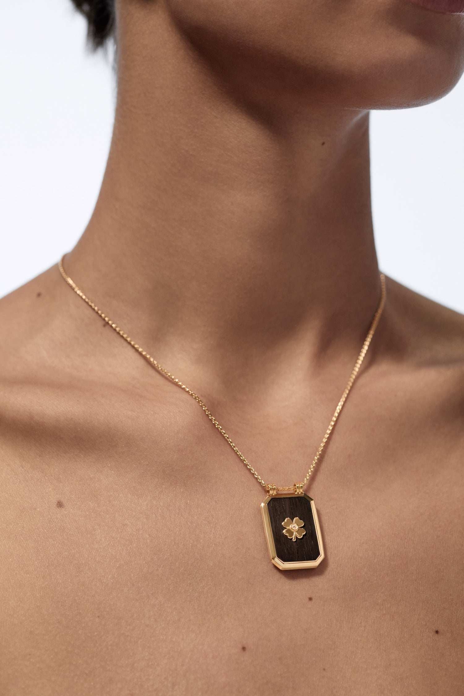 Marie Lichtenberg Staging Scapulaires Ebony Clover Scapular