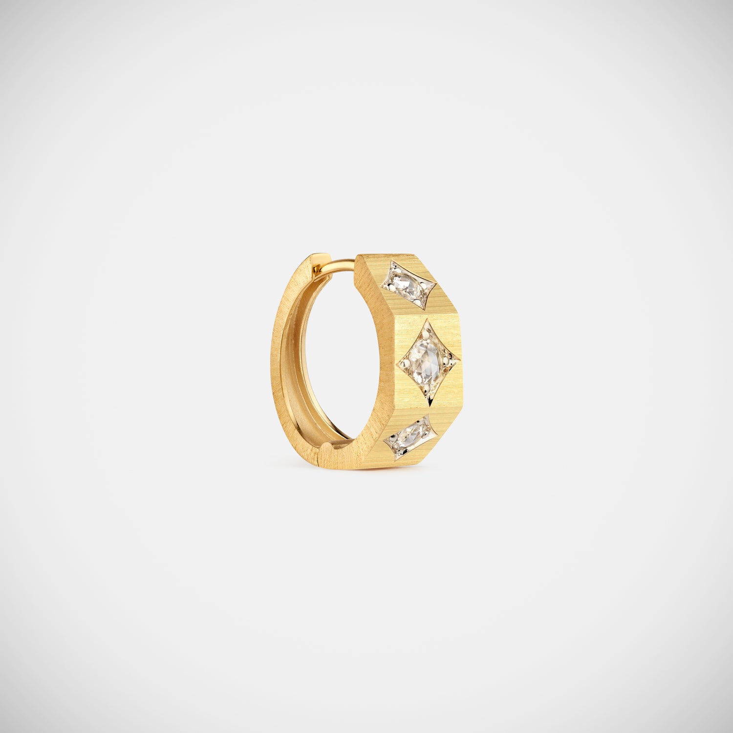 Marie Lichtenberg Staging Earring Ecrou Coco earring Diamonds medium