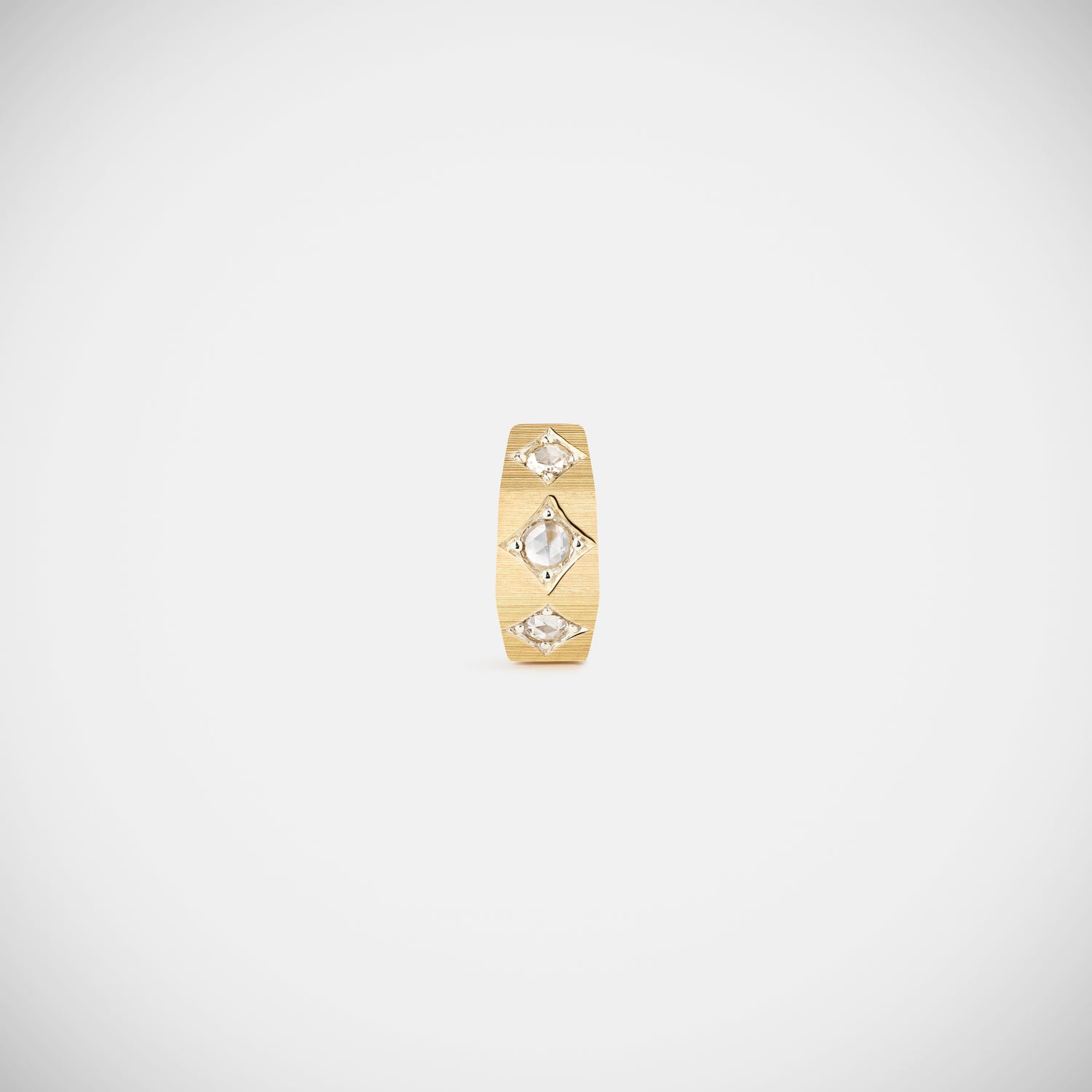 Marie Lichtenberg Staging Earring Ecrou coco earring Diamonds small