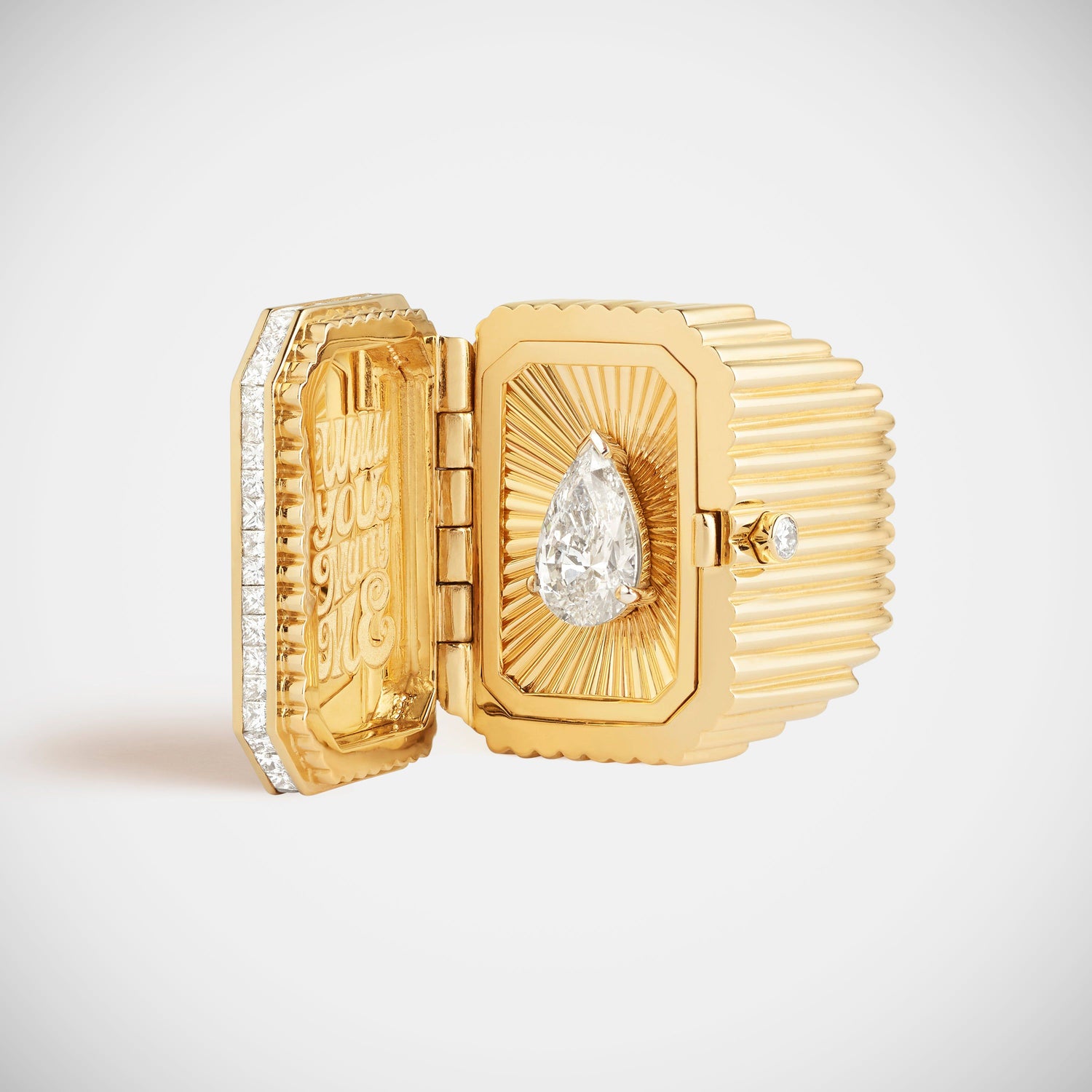 Marie Lichtenberg Staging Ring Engagement ring