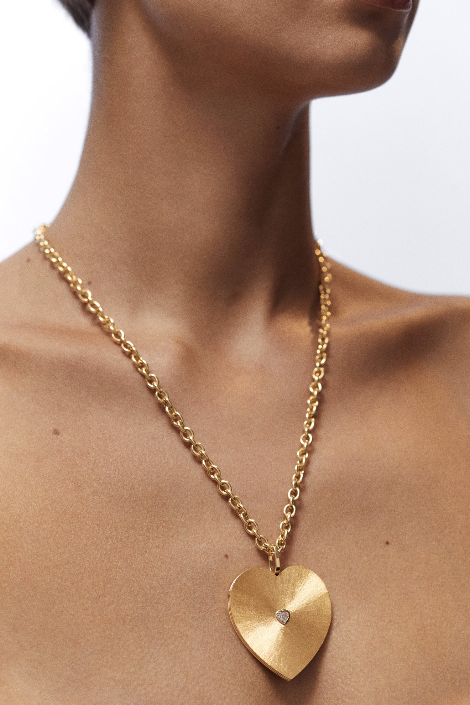 Marie Lichtenberg Staging Charm Heart Jumbo charm