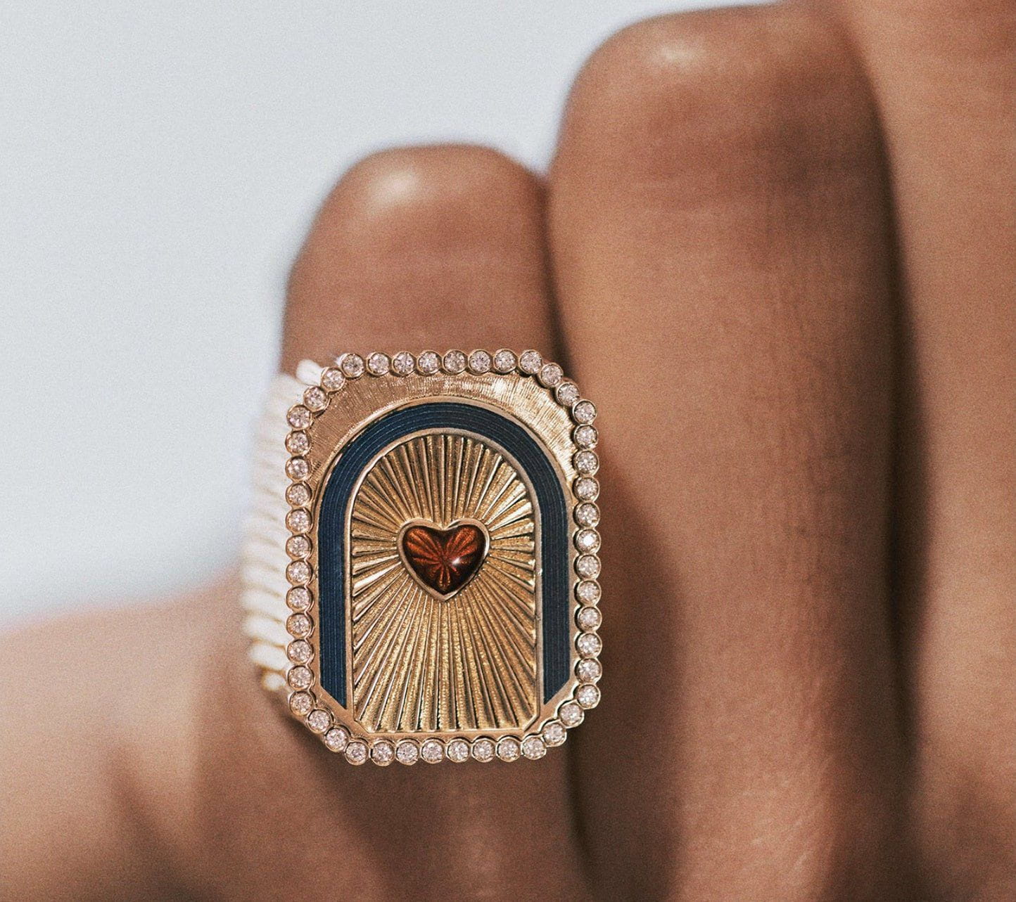 Marie Lichtenberg Staging Ring Heart mini scap ring