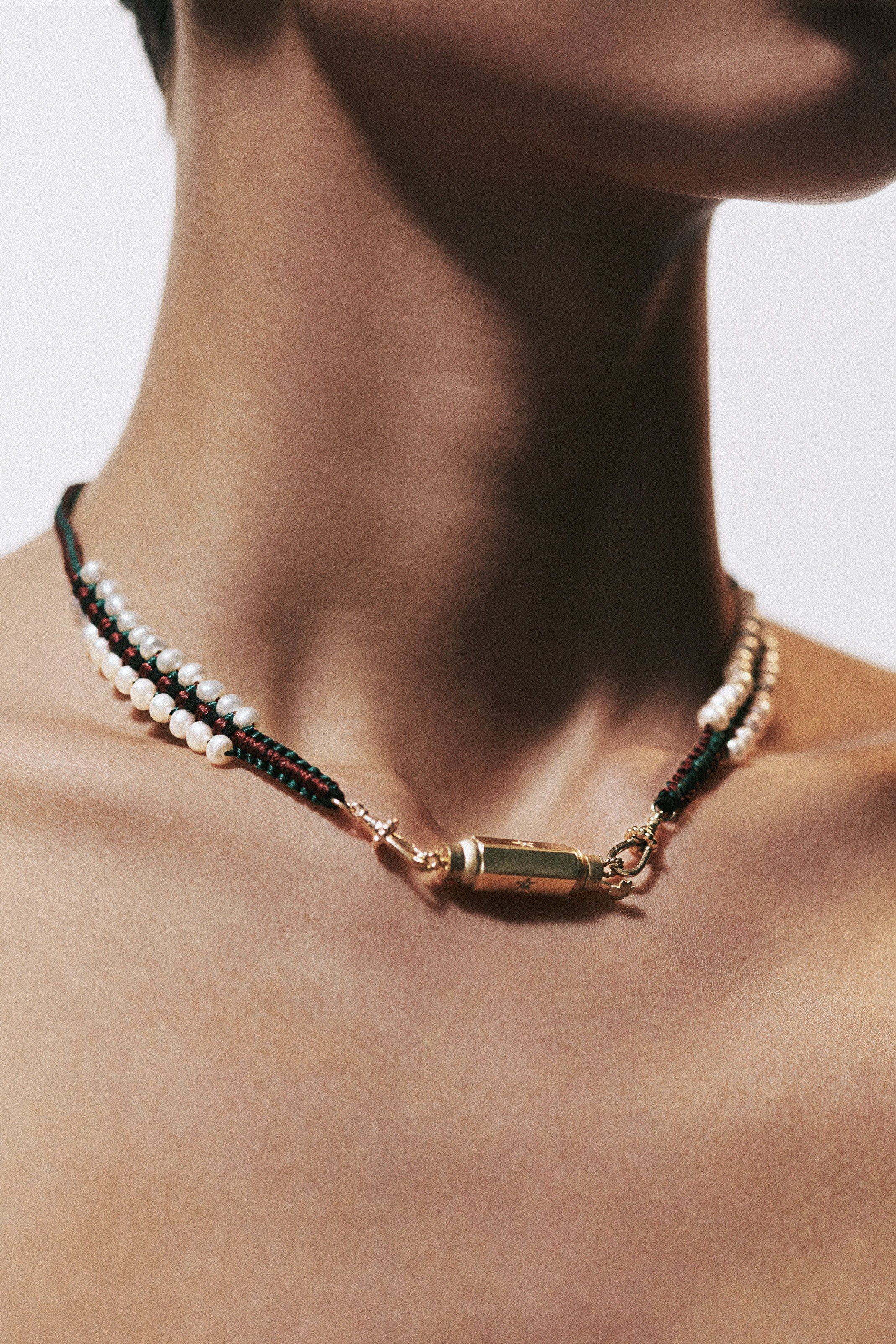 Marie Lichtenberg Staging Link Ica burgundy 35cm