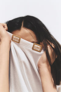 Marie Lichtenberg Staging Collar clips Love Collar Clip