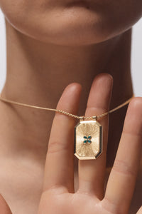 Marie Lichtenberg Staging Scapulaires Luck scapular