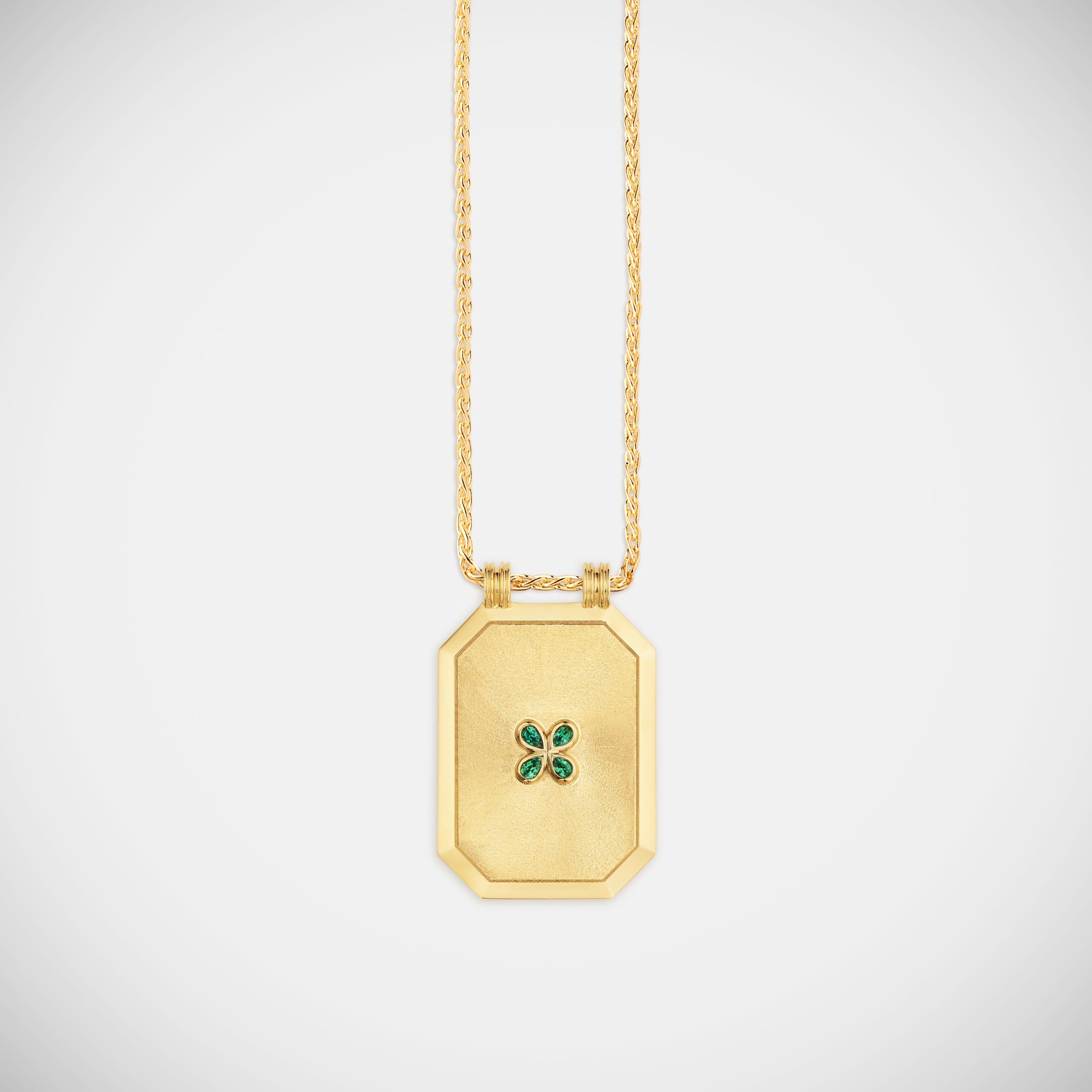 Marie Lichtenberg Staging Scapulaires Luck scapular