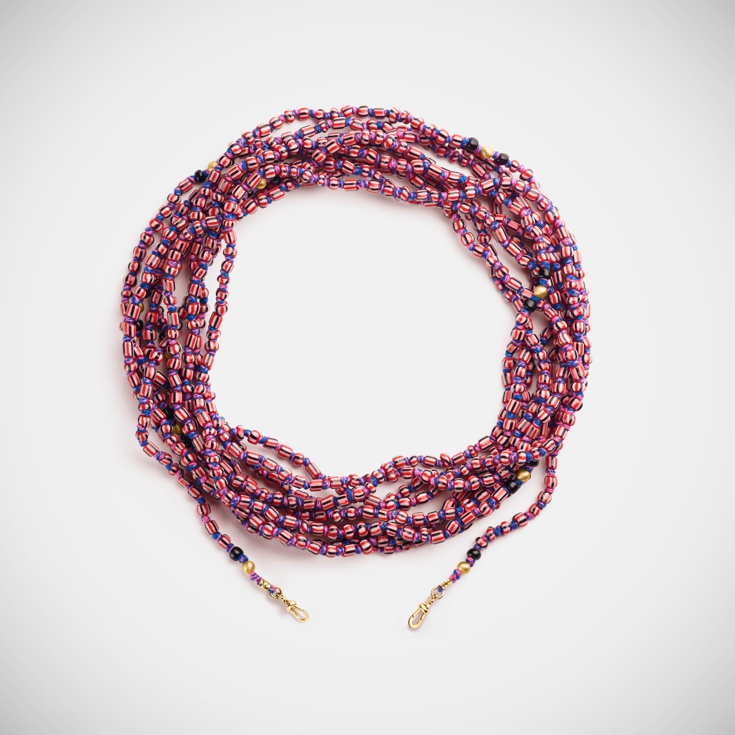 Marie Lichtenberg Staging Link Mauli beads ghana black & pink 4m
