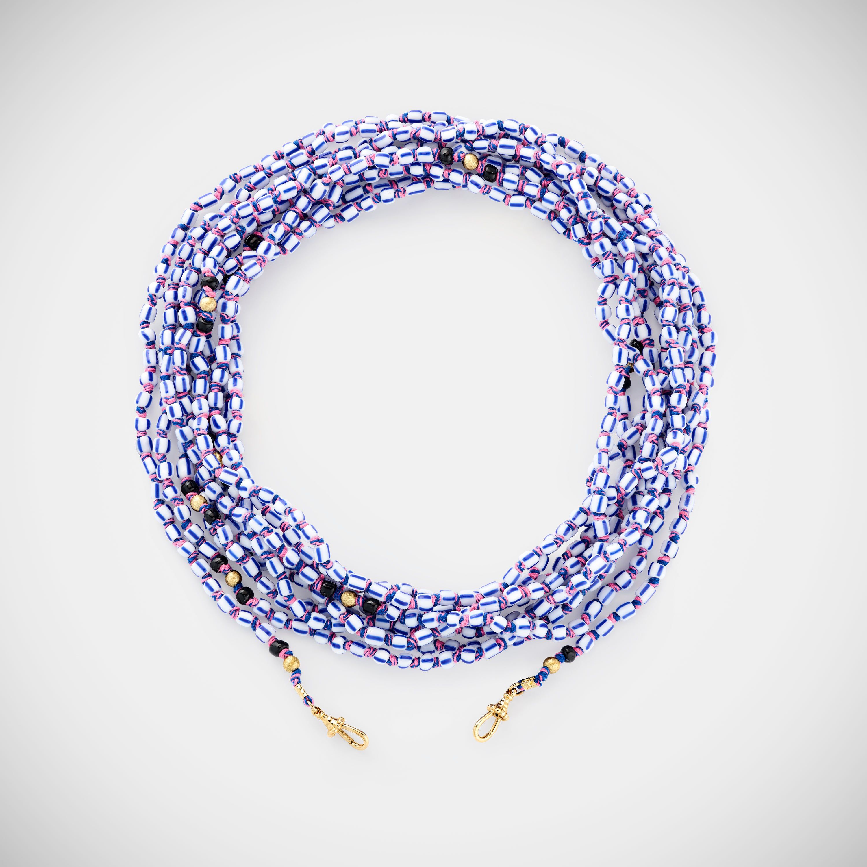 Marie Lichtenberg Staging Link Mauli beads ghana blue 4m