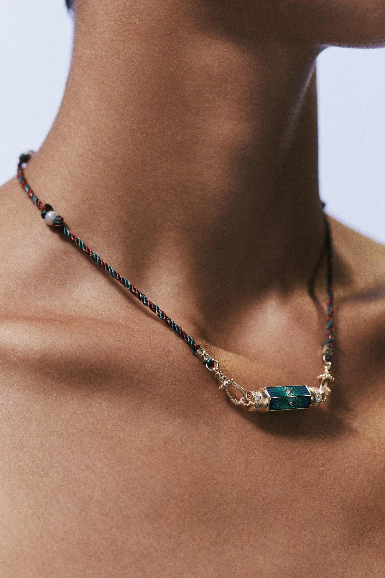 Marie Lichtenberg Staging Link Mauli Silky Burgundy and Green 35cm