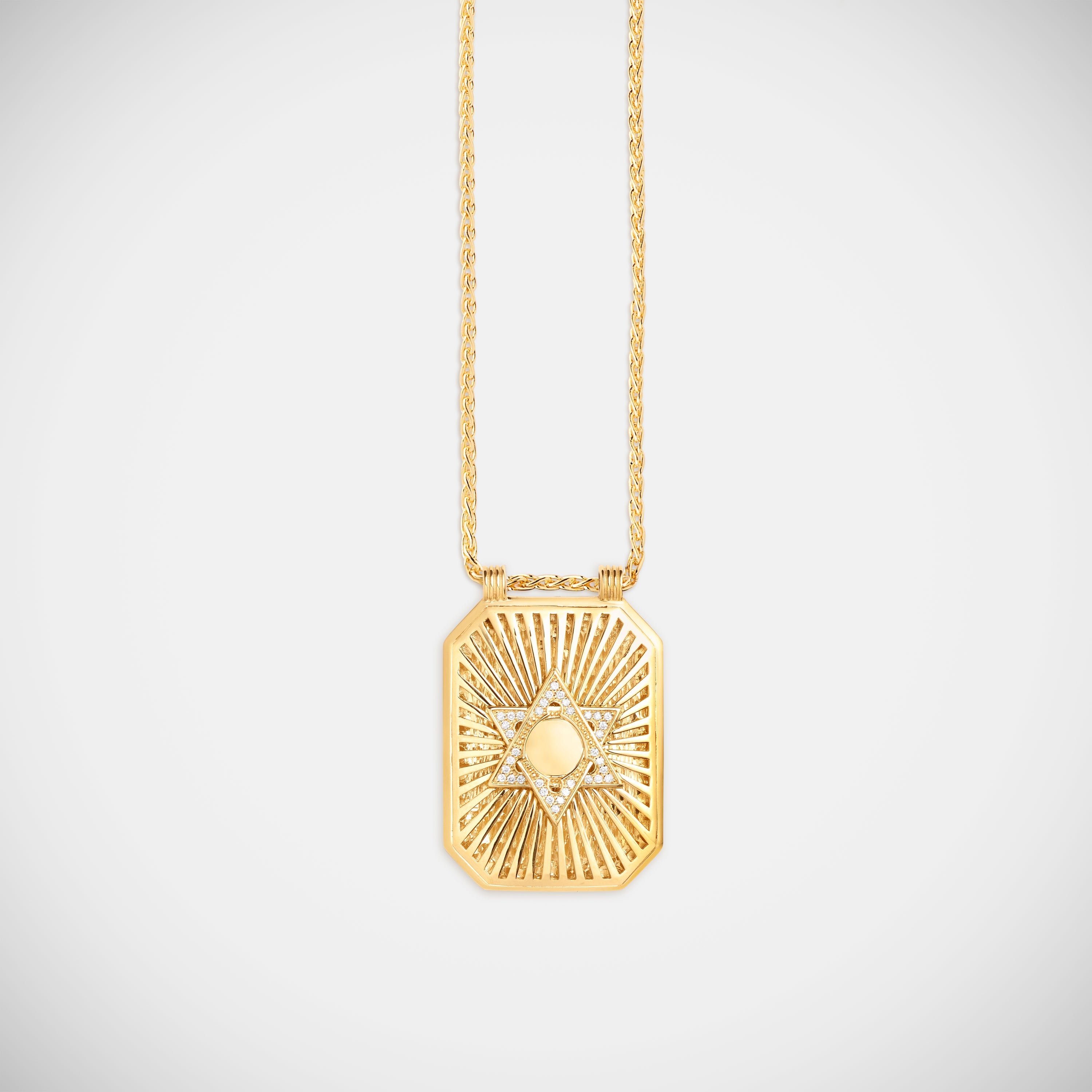 Marie Lichtenberg Staging Scapulaires Star Scapular