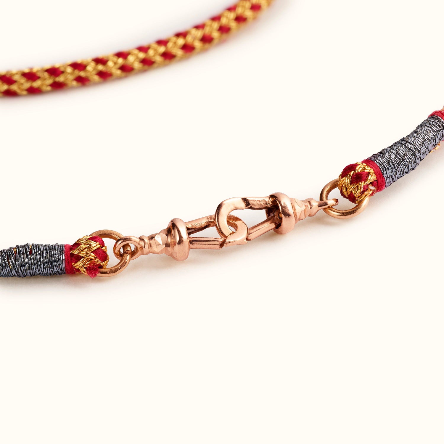 Marie Lichtenberg Staging Link Red classique rathi 73cm